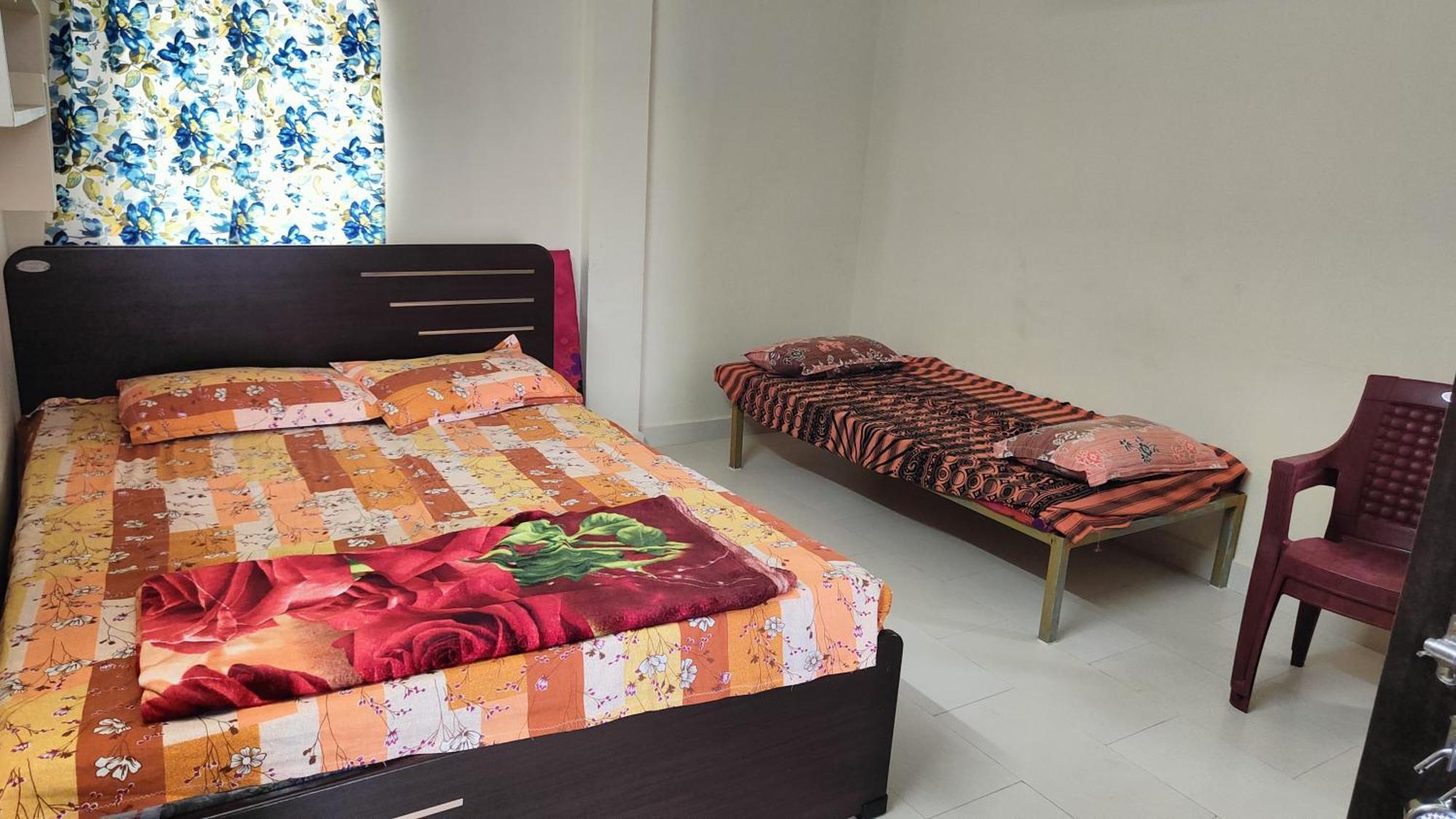 Guru Datta Residency Pithapuram Exterior foto